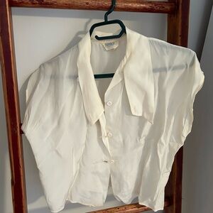 Vintage Eaton's ivory short-sleeved blouse